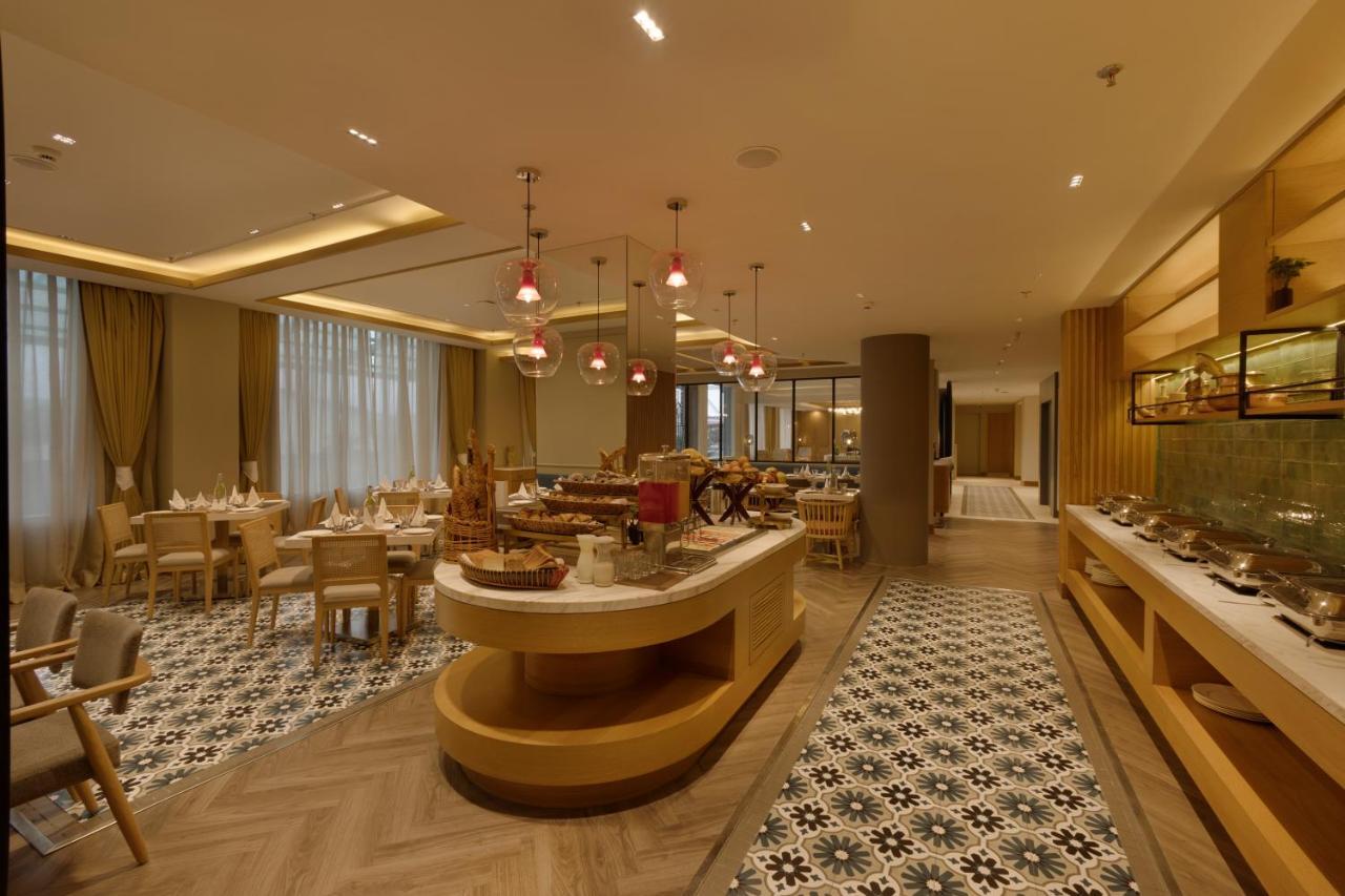 Sarovar Portico Srinagar 외부 사진